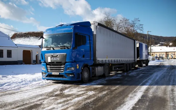„Camionul de Crăciun” a ajuns la Bunești, Criț, Viscri, Roadeș, Meșendorf, Rupea