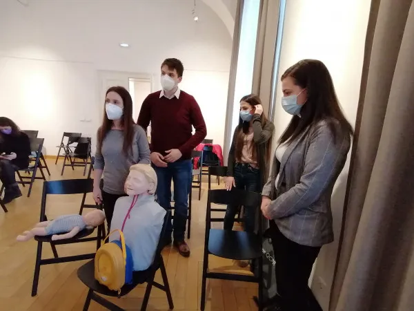 10 idei de 570.000 euro: Ce soluţii au găsit studenţii din Braşov la cele două probleme pe care le-au avut de rezolvat, digitalizare şi Covid  