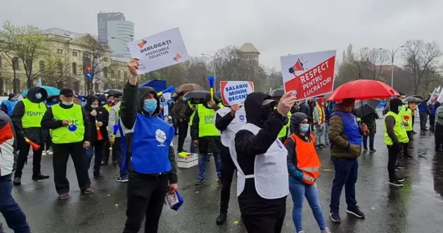 Sindicatele din educaţie anunţă proteste şi ameninţă cu greva generală