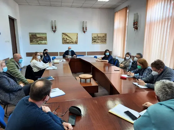 Cinci centre de evaluare ambulatorie pentru valul 5 de coronavirus, în județul Brașov. Unul va funcționa non-stop