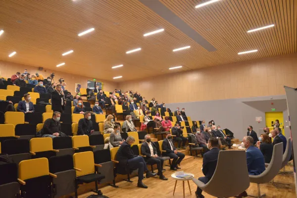 Preşedintele Clubului Economic German Braşov: Mi-e teamă că multe firme vor muri cu frunza lui Udrea în mână