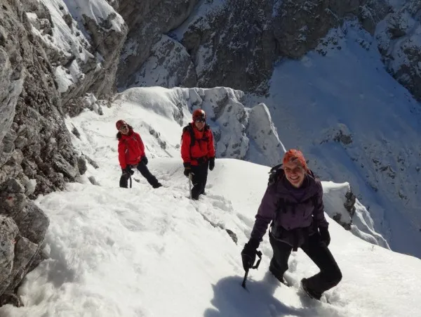 Era inginer şi iubea pantofii cu toc. Poveste de viaţă a Silviei, alpinista din Braşov găsită moartă în Bucegi, de ziua ei