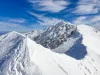 Risc mare de avalanşe în Munţii Făgăraş