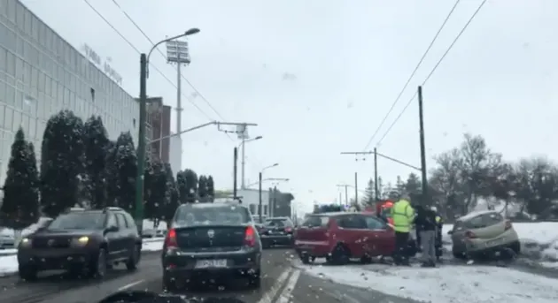 Accident pe Stadionului, o persoană a ajuns la spital