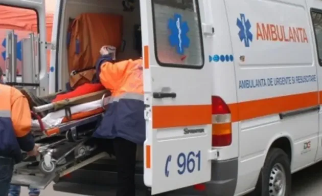 Accident de muncă la o fabrică din Braşov: bărbat, 50 de ani, lovit la mână
