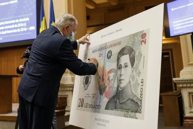 Bancnotă la suprapreţ: 2.500 de lei „fişicul”