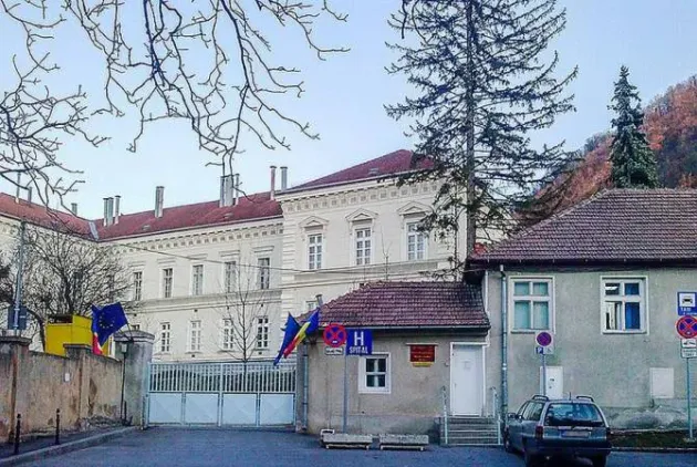 DSP Braşov a reaprovizionat centrele de vaccinare cu tichete de masă. De azi, începe distribuirea şi la Spitalul Militar