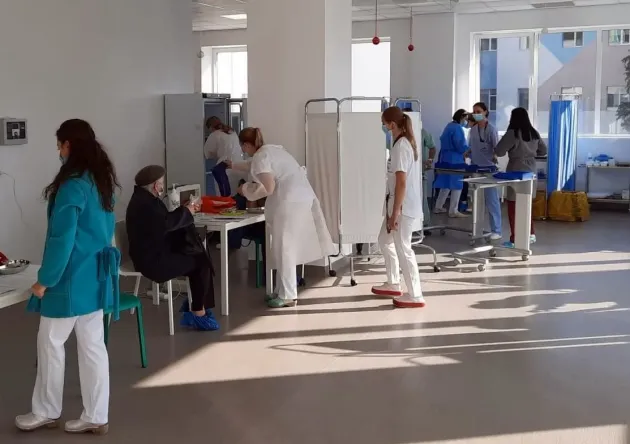 Vaccinarea la Braşov: Doar 66 la prima doză