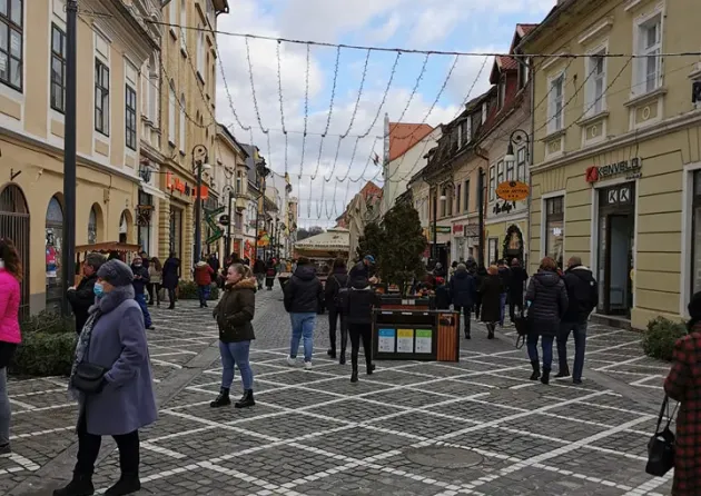 05.01, raport Covid: De la 50 la peste 200 de infectări pe zi în Braşov, a doua zi de „alertă”