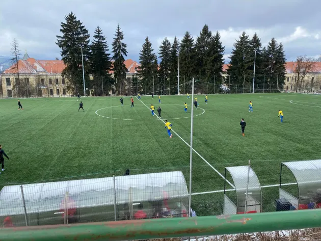 Râşnovenii au câştigat primul joc din 2022