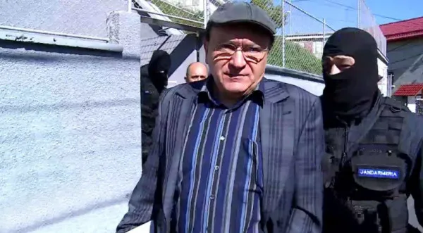 7 dosare, prima condamnare: 7 ani şi 10 luni de închisoare pentru Aristotel Căncescu. „Beneficiarul” Diniță, achitat
