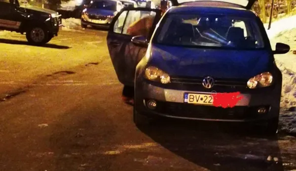 Ăsta da hoţ cu tupeu (de Braşov): S-a dus să returneze schiurile furate, pentru că nu îi sunt bune…