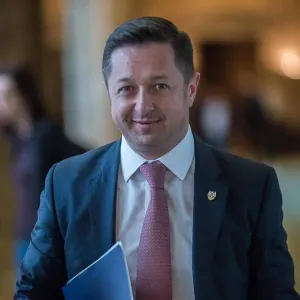 Marius Dunca (PSD Braşov) îi critică pe politicienii care se opun renegocierii PNRR