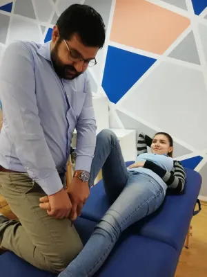Specializat în drept penal, acum face recuperare medicală