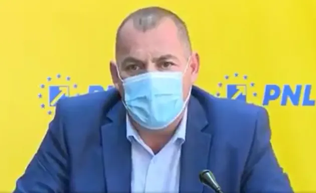 Primarul comunei Dumbrăvița, declarat incompatibil de ANI: membru în CA-ul grădiniței conduse de cumnată
