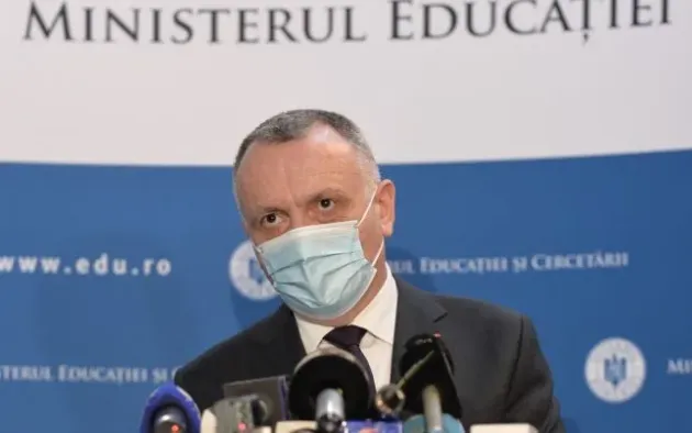 Ministrul Cîmpeanu anunţă evaluări standardizate la Bacalaureat şi Evaluare Naţional în câte un judeţ diferit