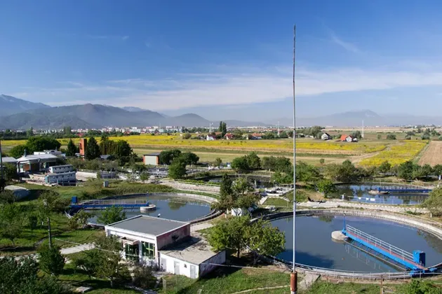 „Acoperirea” mirosurilor de la staţiile de epurare din Braşov şi zona Moieciu, 357.000 de lei proiectarea 