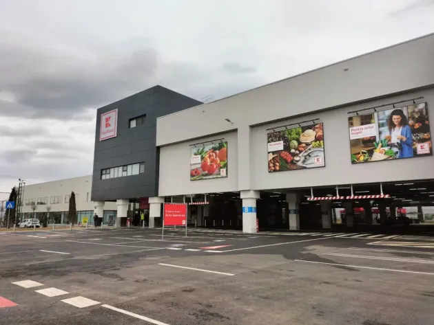 De azi, Kaufland în Tractorul. Promoţiile de inaugurare