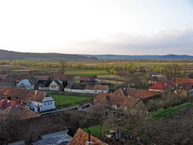 Se caută preoţi pentru Ormeniş şi Veneţia de Jos
