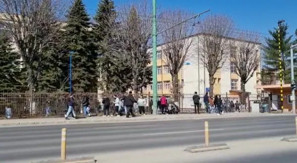 „Muncă patriotică”, mai rar, dar se mai întâmplă prin Braşov