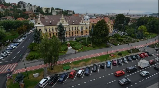 Drogat la volan, prins în centrul Braşovului, în miezul zilei