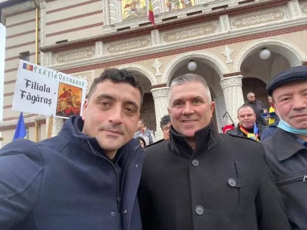 Dumitru Flucuş şi-a oficializat relaţia cu AUR