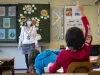Învăţământul hibrid, doar pentru elevii cu afecţiuni cronice, până la finalul acestui an şcolar