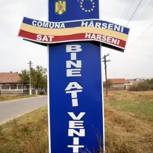 3 escroci din Vrancea au convins o femeie din Hârseni să le dea toţi banii din casă: 6.000 de euro