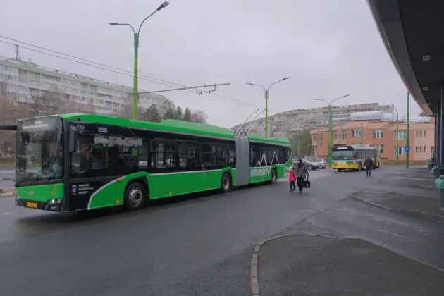 RATBV estimează la 3 milioane de lei factura la curent pentru autobuzele electrice, pe 4 luni