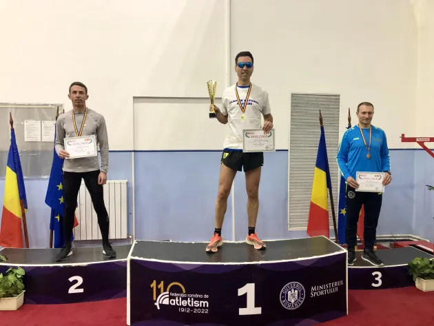 Profesorul Marius Olteanu, din nou campion naţional masters la 1,500 de metri