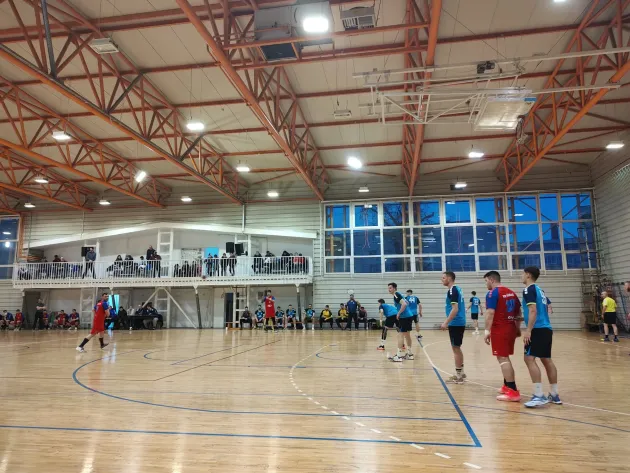 Primele puncte pierdute acasă, în playoff, de făgărăşeni