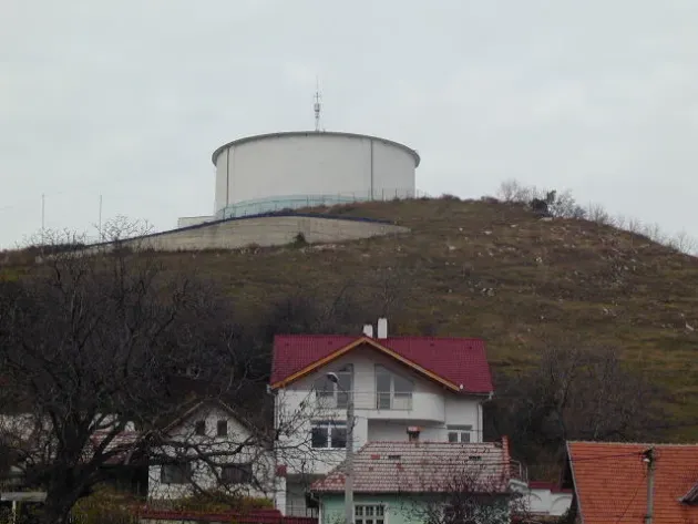 Compania Apa începe reabilitarea rezervoarelor de apă potabilă din judeţul Braşov  