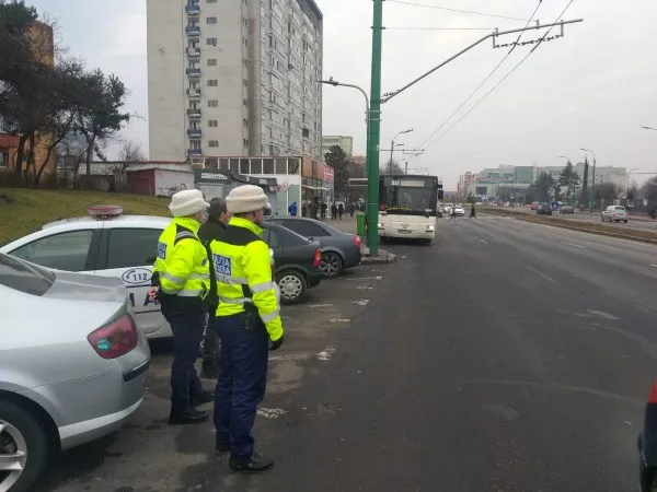 Poliţiştii, o zi pe zebră