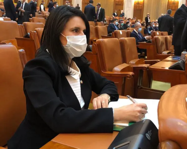 Burse de performanţă şi pentru elevii din privat?