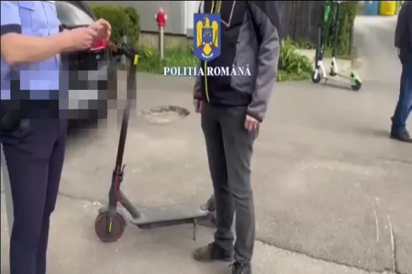 Poliţia, trimisă după „trotinetişti”