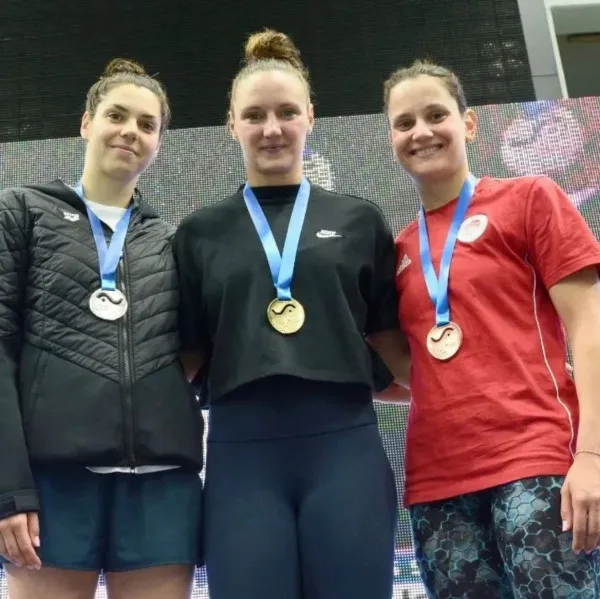 Alexandra Dobrin a câştigat două medalii de argint la Atena