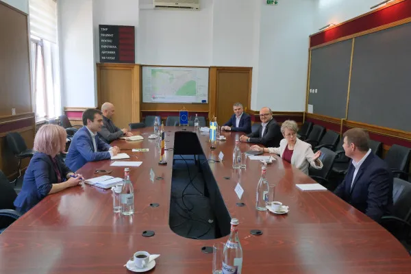 Şi Suedia vrea să facă Braşovul „smart city”. Suedezii de la ABB şi-au prezentat oferta la nivel de ambasadă