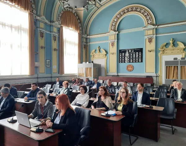 Bisericile brașovene nu au scăpat de sancțiuni în timpul sărbătorilor pascale. De la ISU Brașov au primit amenzi în valoare totală de 105.000 lei