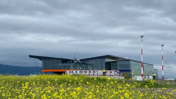 Regia Autonomă „Aeroportul Internaţional Braşov-Ghimbav” îşi „intră în pâine”