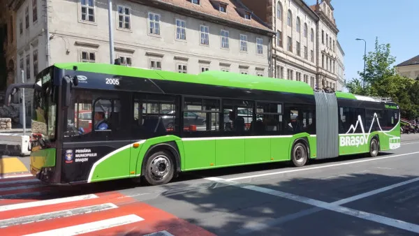 „Noaptea Muzeelor” la Brașov: RATBV prelungește programul de circulație pentru 7 linii care asigură legătura între Livada Poștei și cartiere
