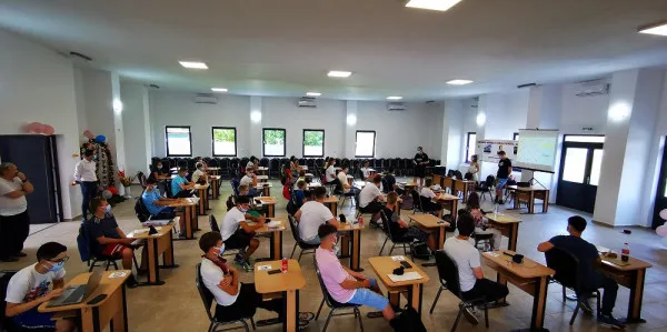 De miercuri până duminică, în Poiana Braşov se joacă scrabble