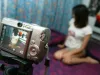 După 30 de zile în beciul Poliţiei, şi-a recunoscut fapta: pornografie infantilă, cu 2 fete