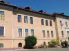 Liceul „Şt.O. Iosif”, din Rupea, la ceas aniversar. S-au împlinit 100 de ani de când a fost dat Decretul Regal pentru această şcoală şi 70 de ani de când instituţia pregăteşte liceeni