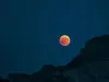 Duminică, vizibilă şi de la Braşov: „lună însângerată”