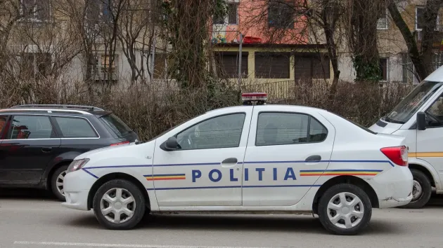 O „hârtie” n-a păzit-o de nimic: terorizată şi la serviciu, şi acasă