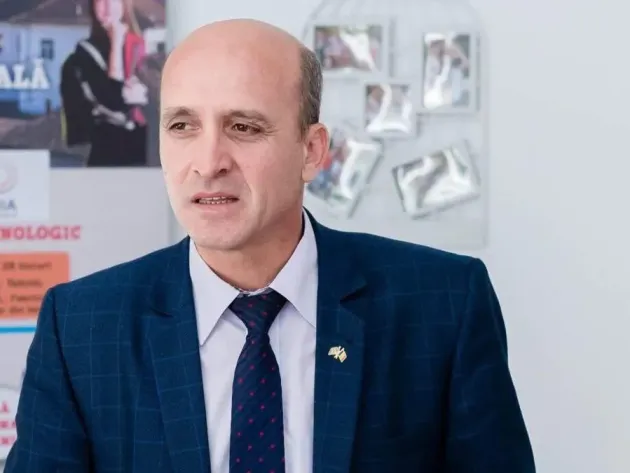 Vacanţa din februarie 2023 va fi una „judeţeană”