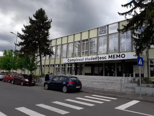 800 lei şi mănâncă gratis: 3 pe un loc