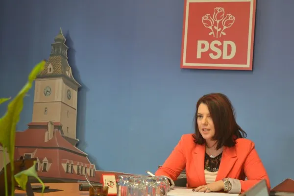 Cererea PSD Primăria Braşov: să caute sponsori pentru elevii premianţi 