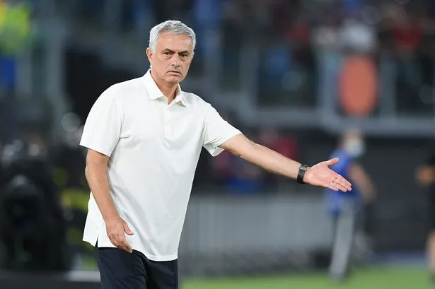 Mourinho îşi face vacanţele în Namibia