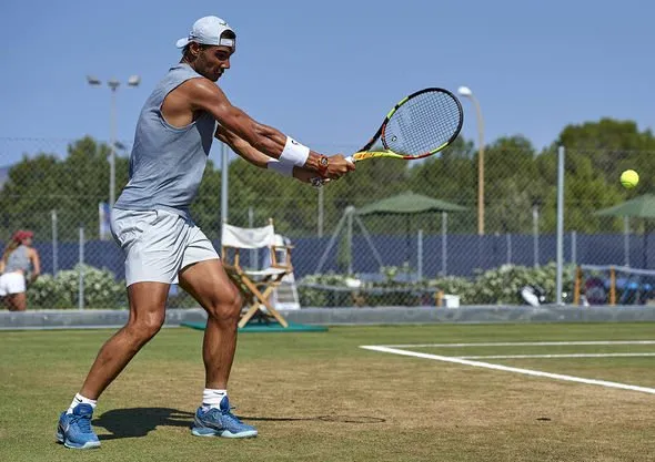 Nadal e incert atât pentru Wimbledon, cât şi pentru Roland Garros